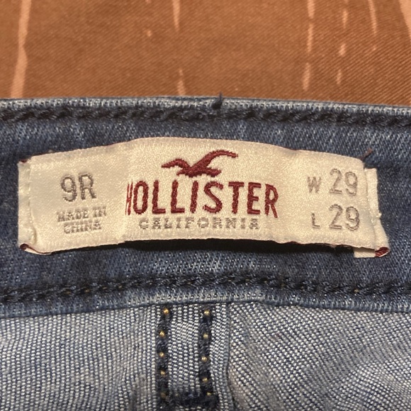 Hollister Dark Wash Jeans - Picture 7 of 7